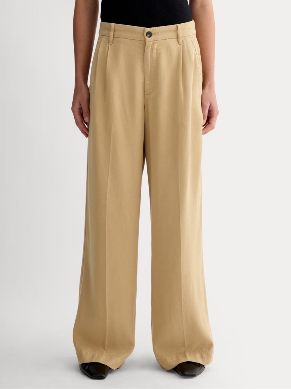 Everlane THE TROUSER IN BUTTERSOFT